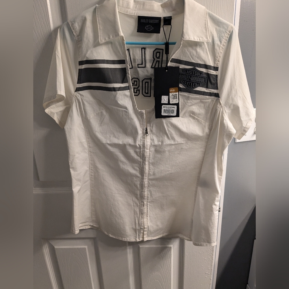 Harley Davidson Women's zip up shirt